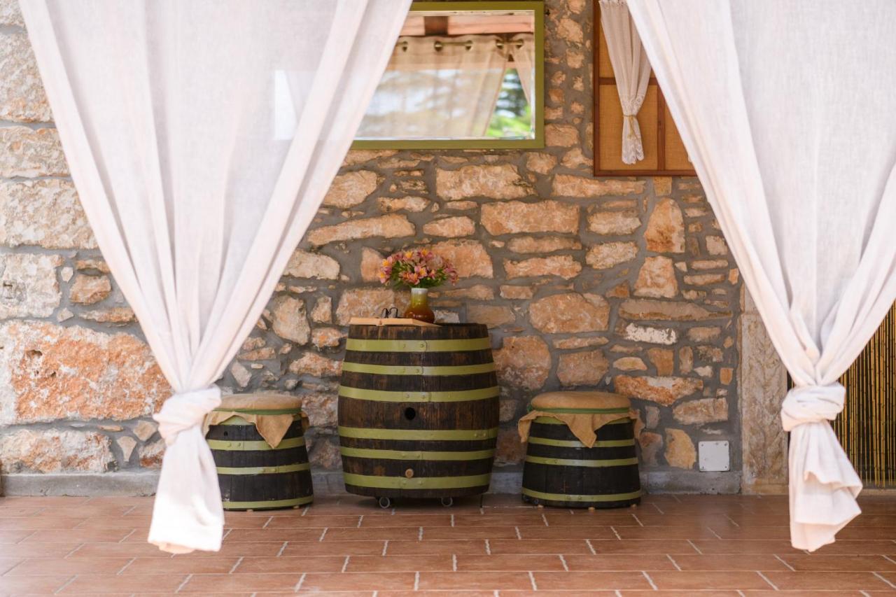 Rustic Istrian House Varesco Krnica Εξωτερικό φωτογραφία