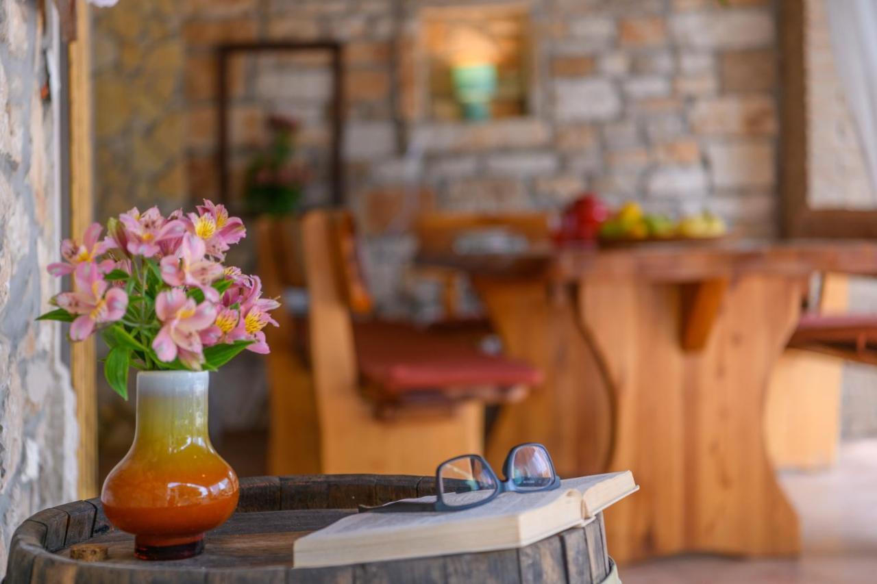 Rustic Istrian House Varesco Krnica Εξωτερικό φωτογραφία