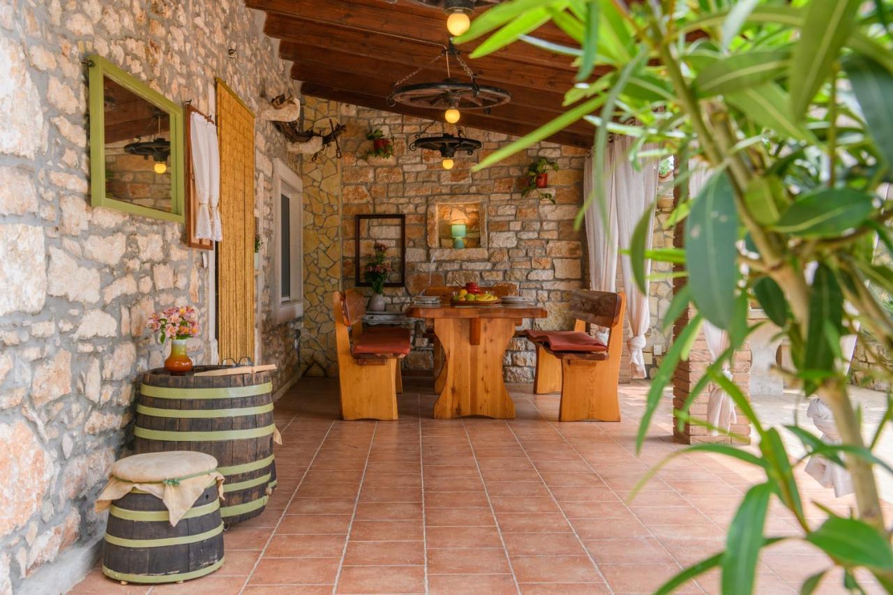 Rustic Istrian House Varesco Krnica Εξωτερικό φωτογραφία
