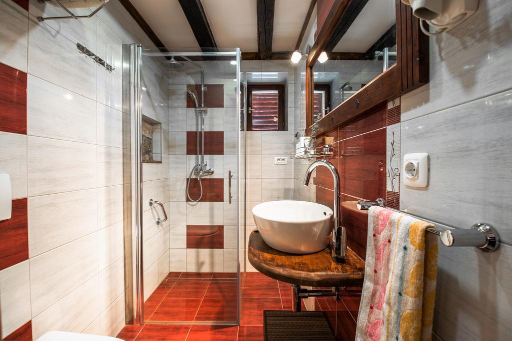 Rustic Istrian House Varesco Krnica Εξωτερικό φωτογραφία