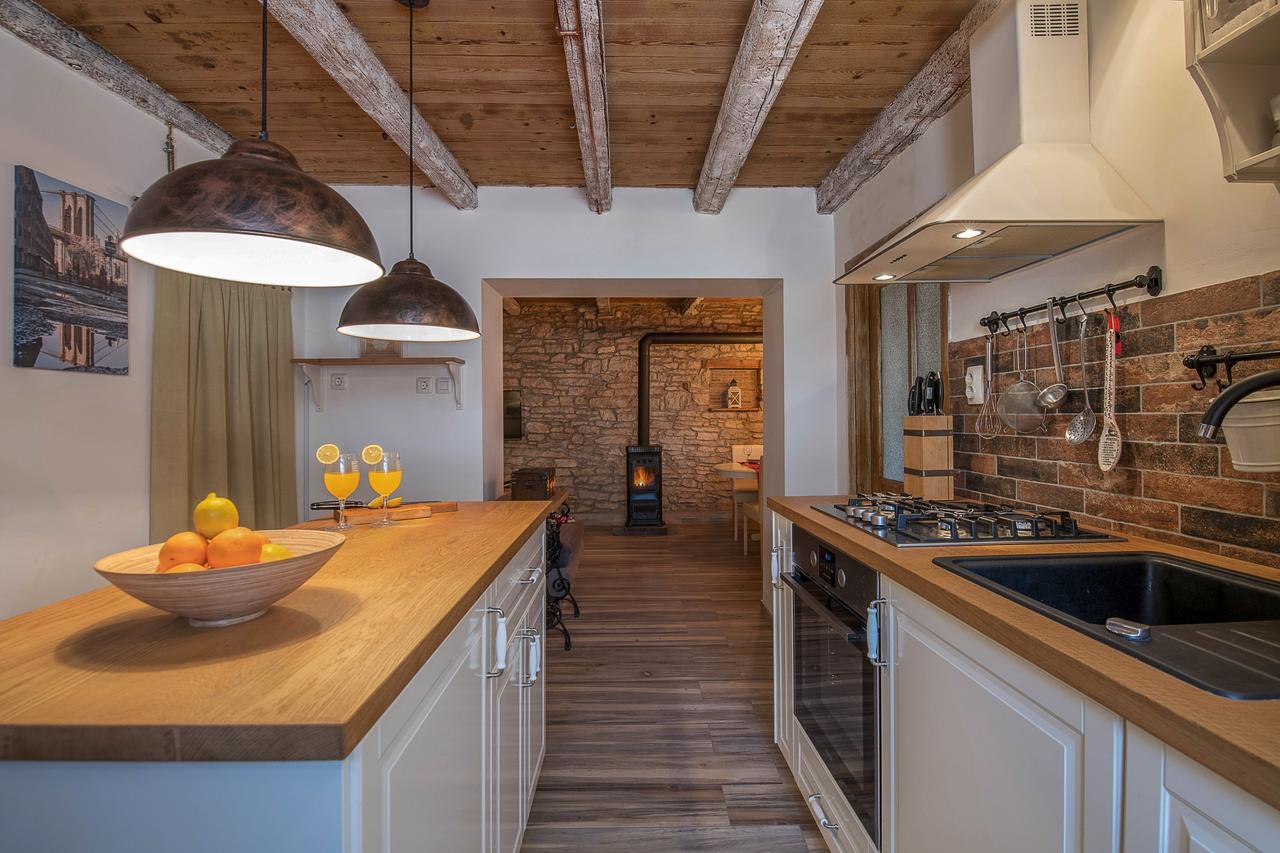 Rustic Istrian House Varesco Βίλα Krnica Εξωτερικό φωτογραφία