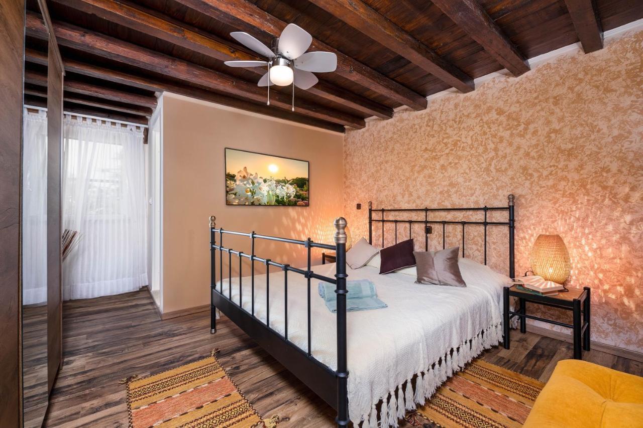 Rustic Istrian House Varesco Krnica Εξωτερικό φωτογραφία