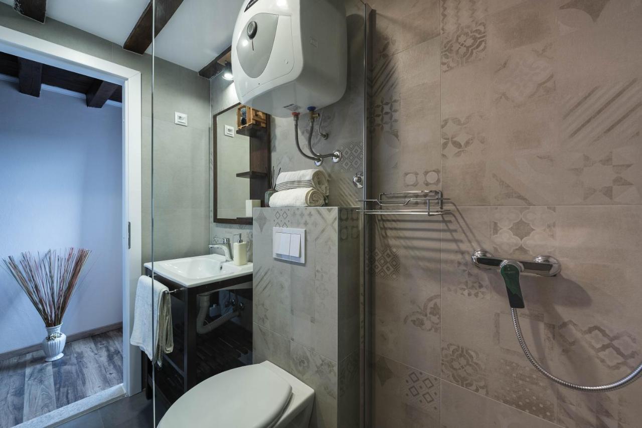 Rustic Istrian House Varesco Krnica Εξωτερικό φωτογραφία